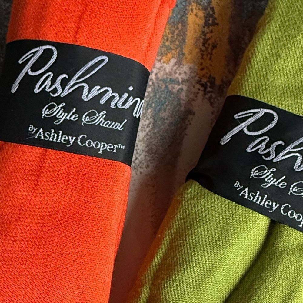 Ashley Cooper Pashmina Style Shawl/Scarf Vibrant Orange & Olive Green (Set of 2) - Picture 4 of 4